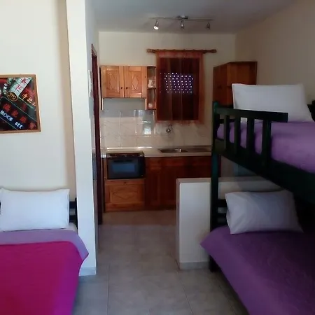 Pappou's Apartament *
