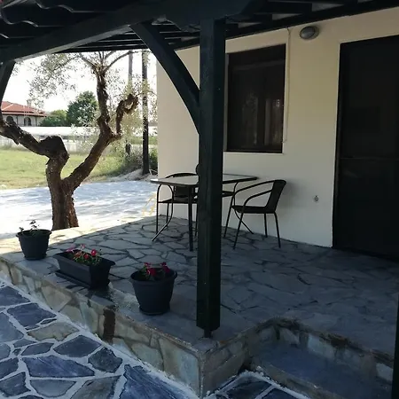 Pappou's Apartment *